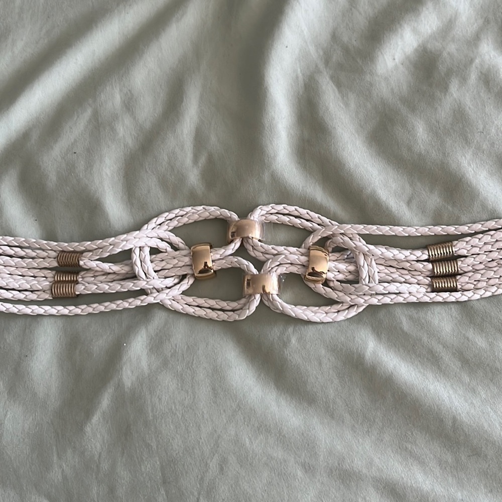 New Bebe Belt M/L 32” without stretch. White and Gold